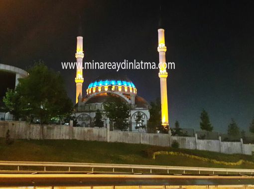  camii aydınlatması