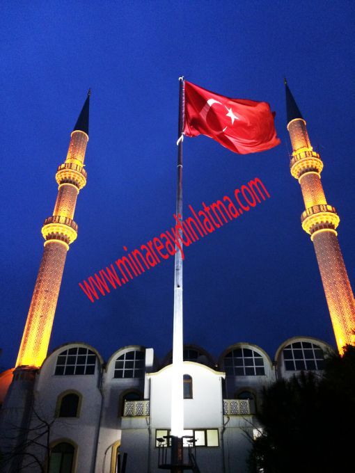  susurluk camii bayrak aydınlatma