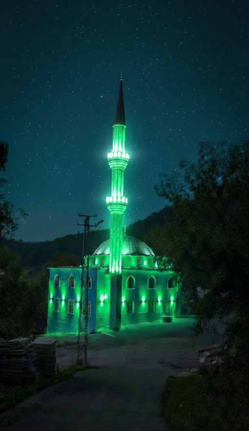 minare yesil led aydinlatma